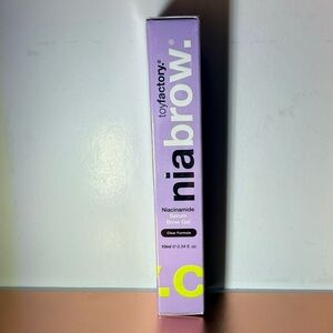 Toyfactory NiaBrow Niacinamide Serum Brow Gel $24 MSRP Brand New & Sealed!